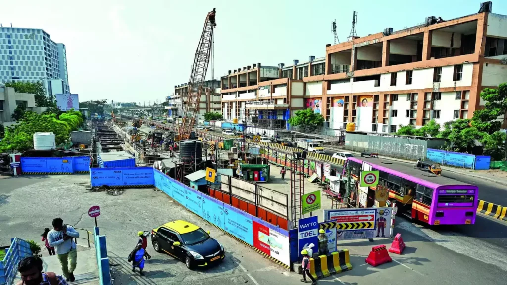 Metro construction happening on the busy streets of IT corridor